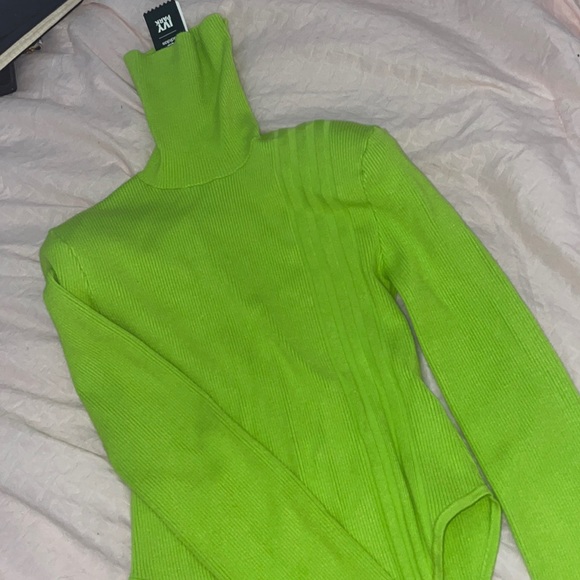 Adidas one piece neon green turtle neck - Picture 1 of 3
